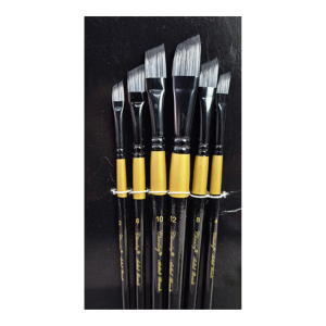 Pincel angular surtido x6u con estuche CHIVALRY